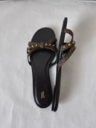 Zara. Klapki damskie.