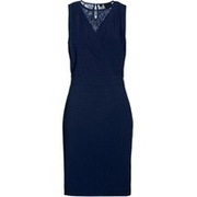 BPC Granatowa sukienka z koronką w dekoldzie i zakładkami 46/48