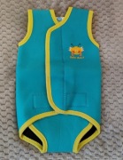 Kombinezon z neoprenu idealny na basen