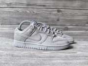 Nike Dunk Low SE „Wolf Grey”, rozmiar 40,5, stan bardzo dobry
