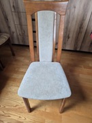 Krzesła drewniane uzywane w dobrym stanie