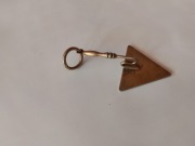 Zawieszka masońska kielnia 