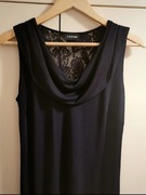 Mała czarna z ozdobną koronką na plecach