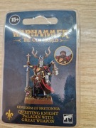 Bretonnia Questing Knight Paladin with Great Weapon on foot, GW FW