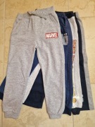 Spodnie dresowe dla chłopca rozm 122, 3 sztuki 