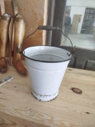 Wiadro emaliowane z lat PRL 