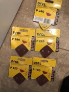 Papier ścierny na rzep delta 5 szt 90 mm P 220