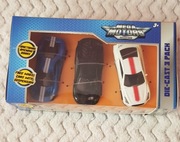 zestaw trzech samochodów skala 1:64 Mega Motors Limited 
