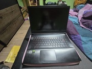Laptop MSI stan bardzo dobry.  