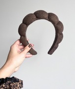 Opaska do włosów brązowa strukturalna – gruba, elegancka, wygodna
