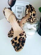 Buty sandałki panterka obcas 37