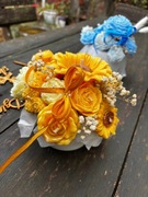 Piękne bukiety świec w gipsowym wazonie różne rodzaje toper gratis