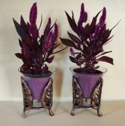 Wazony, osłonki, doniczki. Metal (żeliwo) i szkło kerakolowe.  Komplet.