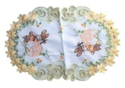 Bieżnik Serwetka Wielkanocna Owalna Haftowana Haft Richelieu Zajączek