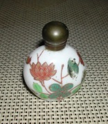 Buteleczka na perfumy.