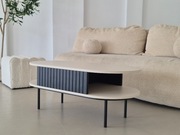 Stolik kawowy ryflowany, kaszmir w stylu japandi