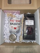 MINI BOX zestaw prezentowy na dzień babci kubek upominek prezent