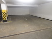 Garaż miejsce parkingowe