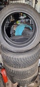 Goodyear  275 45 r21