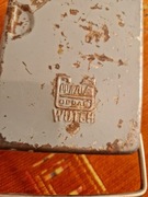 Stara latarka z czasów PRL na baterię płaską