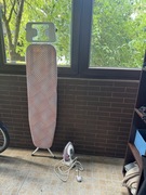 Deska do prasowania z żelazkiem