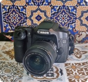 Lustrzanka CANON EOS 50 D z obiektywem w ładnym stanie.