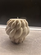 Aesthetic kremowa świeczka 