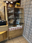 Lada sklepowa wraz z witryną