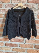 czarne ażurowe bolerko