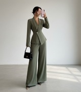 Zielony oliwkowy elegancki komplet garnitur marynarka do pracy + GRATIS