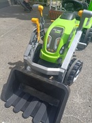 Smoby traktor na pedały Farmer Max z przyczepą 