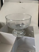 Sprzedam 6 szklanych pucharków do deserów