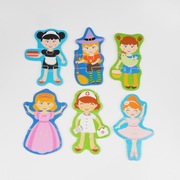 zestaw drewnianych puzzli układanka 6 postaci zawody