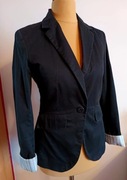 Czarny żakiet marynarka