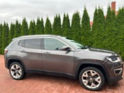 Wynajmę zadbanego Jeep'a z bardzo niskim przebiegiem, kolor szary