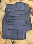 Nissan Pathfinder r51 dywaniki gumowe przód, oryginalne.