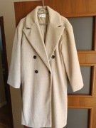 Używany jasnobeżowy płaszcz damski Reserved rozmiar XS