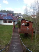 CUDO - Domek na drzewie , plac zabaw.