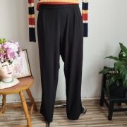 Eleganckie spodnie damskie Wallis 44 – czarne ze złotym połyskiem