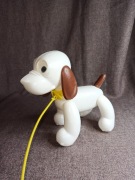 Stara zabawka pies piesek zezolek PRL szczeniaczek vintage plastikowy