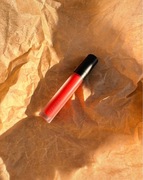 Matowa pomadka w płynie