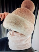 Pluszowa ciepła czapka