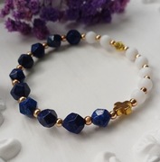Bransoletka różaniec – lapis lazuli i biały agat