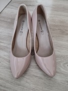 Szpilki lakierowane roz 38 blady róż 