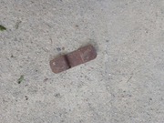 Zaczep na wsuwkę wrót drzwi bramy zawias drzwiczek okna do muru 1 szt