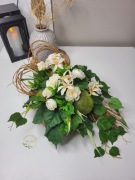 Stroik na nagrobek, plecione serce, śmietanka. 