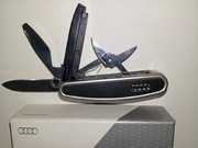 Scyzoryk z logo Audi 