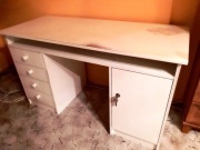 Biurko drewniane białe