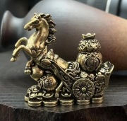 Figurka konia Feng Shui – symbol sukcesu i powodzenia 