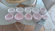Osłonki pojemniki ryflowane prążki baza do świec, gips ceramiczny